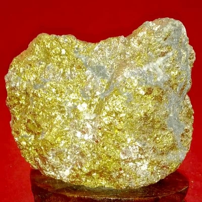 金矿原石图片